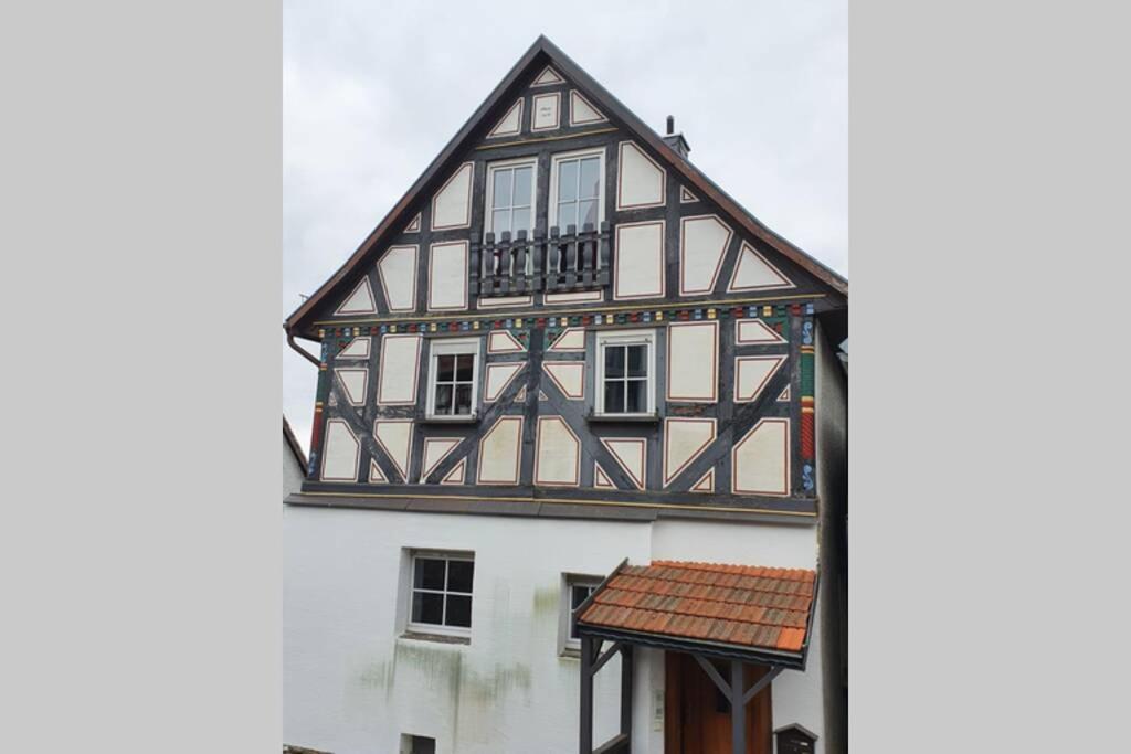 Stadtb,Burggleiberg,Whirlpool,2Xbad,3Zimmernetflix Villa Krofdorf-Gleiberg ภายนอก รูปภาพ